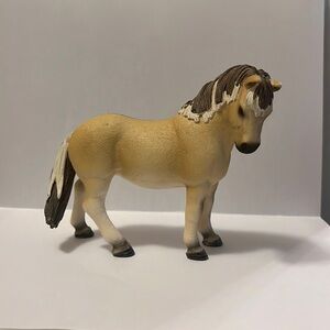 RARE Schleich horse fjord mare